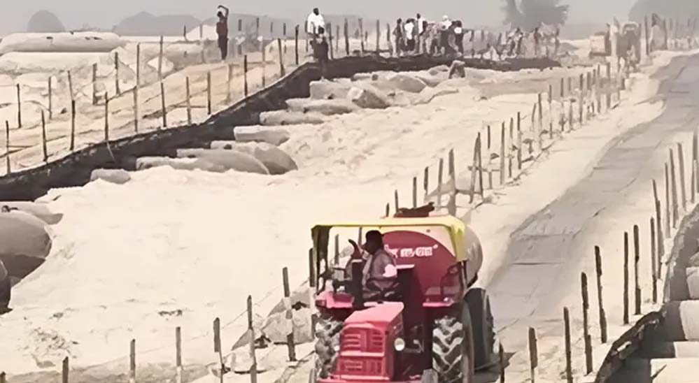 114 पीपों से तैयार हुआ ढेमवाघाट पुल, गोंडा से अयोध्या का सफर अब होगा आसान