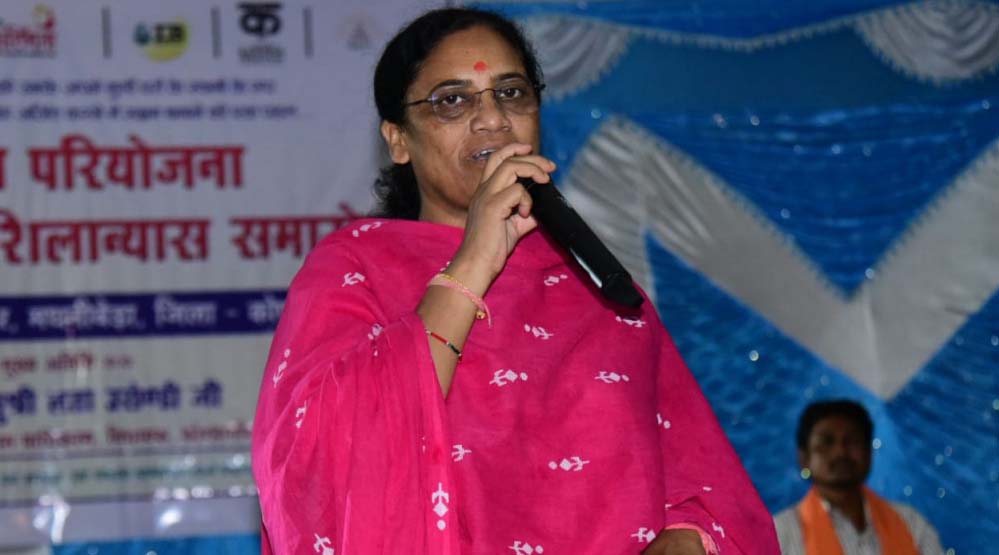 रायपुर : विधायक ने ग्राम मथनीबेड़ा में ‘अस्मिता परियोजना’ का शुभारंभ, महिलाओं को मिलेगा स्वरोजगार का सशक्त अवसर