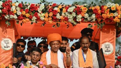 बुलडोजर बाबा’ को देख बोला बंगाल, देखो-देखो शेर आया