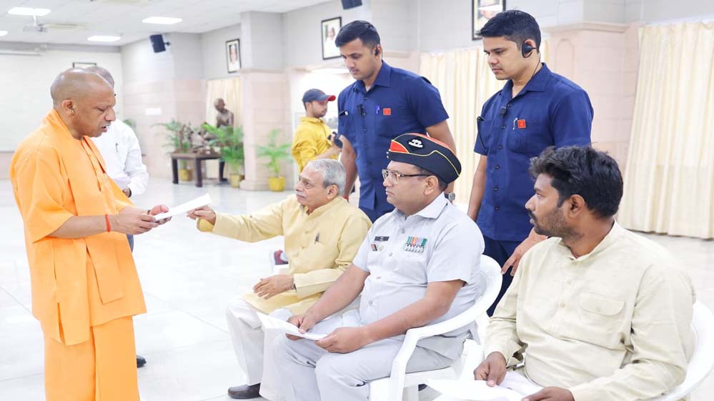 जनसेवा सरकार का कर्तव्य, इसी पथ पर चल रही सरकारः मुख्यमंत्री