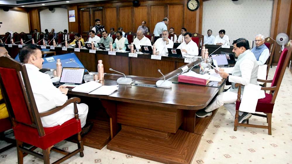 किसानों को ग्रामीण क्षेत्र की कृषि भूमि के भूअर्जन पर मिलेगा बाजार दर का 4 गुना मुआवजा