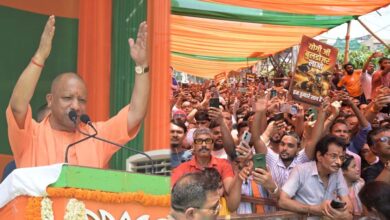 योगी जी बुलडोजर लाओ, हम तुम्हारे साथ हैं: जोरासांको में गरजे सीएम योगी, 4 मई को बंगाल में लहराएगा भगवा