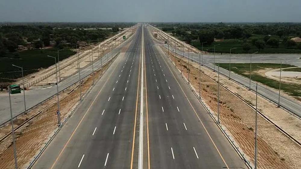 इकोनॉमिक कॉरिडोर से रोकेगा बुंदेलखंड से पलायन, लखनऊ से इंदौर तक बनाने की तैयारी