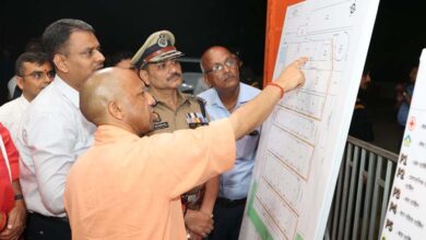 प्रधानमंत्री के प्रस्तावित आगमन की तैयारियों का सीएम योगी ने किया स्थलीय निरीक्षण