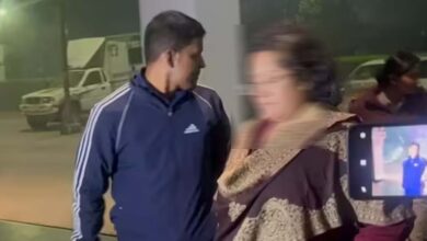 पूर्व CM का महिला IAS अधिकारी के साथ वायरल वीडियो, कांग्रेस ने SP ऑफिस किया घेराव