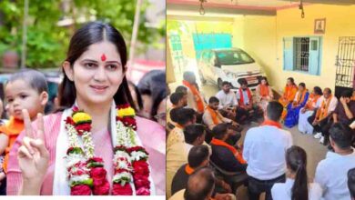 सोशल मीडिया स्टार को BJP का टिकट, वडोदरा सीट पर बगावत से बढ़ी टेंशन