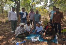 जंगल में जुए के अड्डे पर पुलिस का ताबड़तोड़ छापा, 5 आरोपी गिरफ्तार, फिल्मी अंदाज में बड़ी सफलता