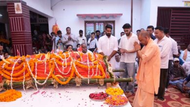 मारकंडेय यादव को सीएम योगी ने दी भावभीनी श्रद्धांजलि