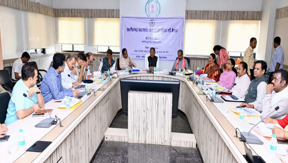 जनजातीय उत्थान पर बड़ा फोकस: नक्सल मुक्त क्षेत्रों में तेज़ होगा विकास, ‘नियद नेल्ला नार 2.0’ जल्द