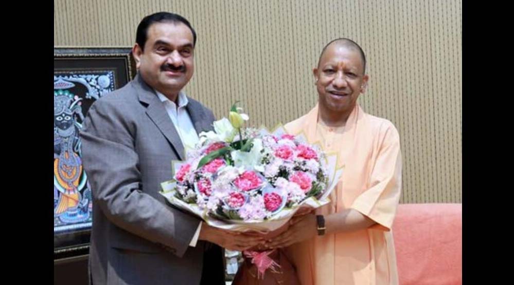 सीएम योगी से मिले गौतम अडाणी, डेढ़ घंटे में निवेश और बड़े प्रोजेक्ट्स पर चर्चा, अयोध्या में रामलला के दर्शन किए