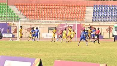 फुटबॉल में छत्तीसगढ़ को रजत पदक : फाइनल में कड़े मुकाबले में पश्चिम बंगाल से 0-1 से मिली हार