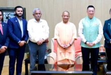 मुख्यमंत्री योगी आदित्यनाथ से सिंगापुर के उच्चायुक्त साइमन वोंग ने की शिष्टाचार भेंट