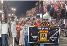 विजय मेवाड़ा के हत्यारों को फांसी देने की मांग में तेज़ी, कैंडल मार्च में मंत्री विश्वास सारंग भी शामिल