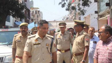 मेरठ सेंट्रल मार्केट विवाद: 15वें दिन धरना, नोटिस कार्रवाई शुरू