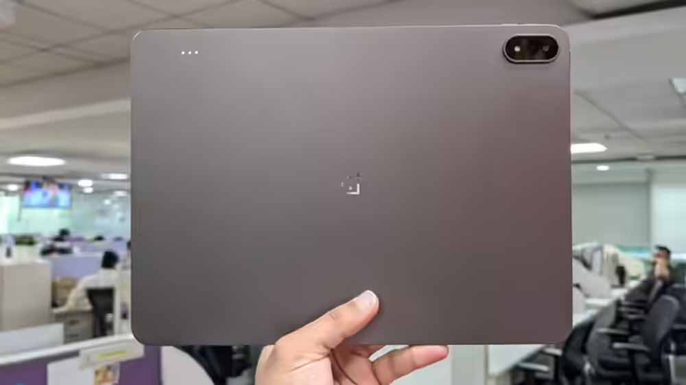 OnePlus Pad 4 लॉन्च: 13.2 इंच डिस्प्ले और 13380mAh बैटरी वाला दमदार प्रीमियम टैबलेट