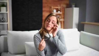 आंखों का फड़कना महज अंधविश्वास नहीं, शरीर में छिपी इन 5 कमियों का हो सकता है संकेत