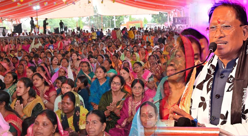 छत्तीसगढ़ की धरती के कण-कण में बसे हैं भगवान श्रीराम : मुख्यमंत्री विष्णुदेव साय छत्तीसगढ़ की धरती के कण-कण में बसे हैं भगवान श्रीराम : मुख्यमंत्री विष्णुदेव साय
