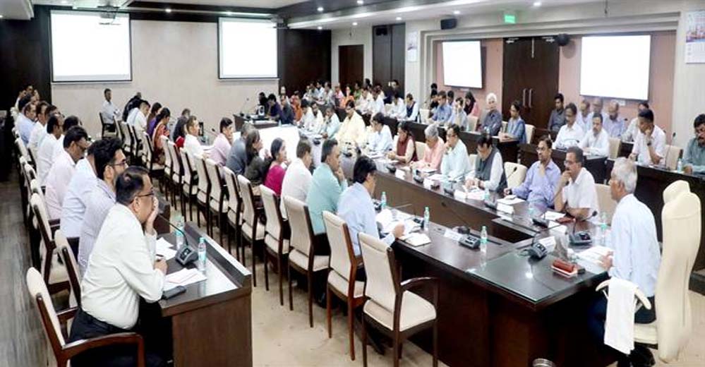 विभाग वर्ष 2026-27 की कार्य योजना और लक्ष्य 15 अप्रैल तक प्रस्तुत करें : मुख्य सचिव जैन