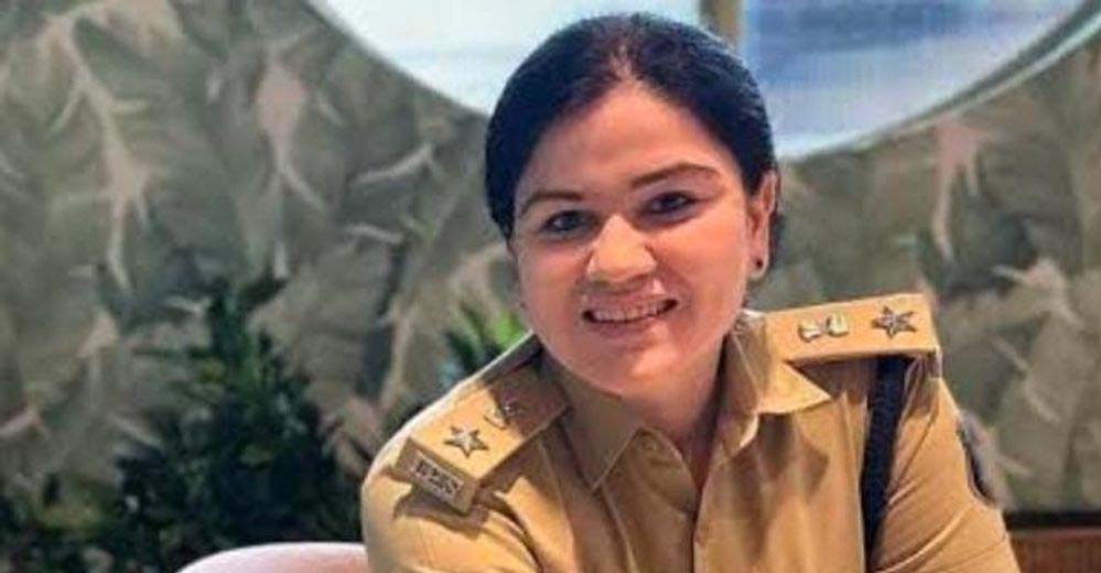 थाने में हुआ बड़ा खेल! 2 पुलिसकर्मियों को सस्पेंड किया, SP ने गिराई गाज