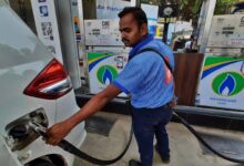 पेट्रोल-डीजल छोड़ इस नए फ्यूल पर शिफ्ट हो रहे हैं लोग, देश में हर चौथी कार चल रही है इससे