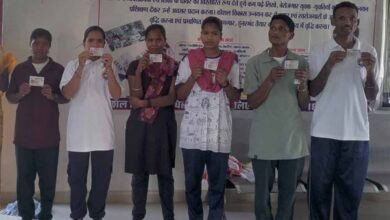 बंदूक छोड़ थामा ट्रैक्टर का स्टीयरिंग: नारायणपुर में आत्मसमर्पित नक्सलियों की नई पारी