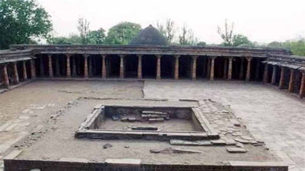 भोजशाला विवाद: 1978 के सर्वे का हवाला, Hindu Front for Justice ने हाई कोर्ट में कहा—यह मंदिर है, मस्जिद नहीं;