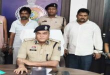 नशीली सिरप तस्करी का भंडाफोड़: 4 आरोपी गिरफ्तार, 800 बोतलें जब्त