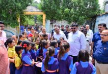 शिक्षा मंत्री गजेन्द्र यादव ने दुर्ग के प्राथमिक विद्यालय का किया निरीक्षण शिक्षा मंत्री गजेन्द्र यादव ने दुर्ग के प्राथमिक विद्यालय का किया निरीक्षण