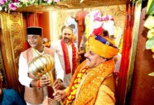 मुख्यमंत्री डॉ. यादव ने छोला क्षेत्र में खेड़ापति हनुमान जन्मोत्सव पर की पूजा-अर्चना