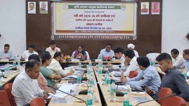 खाद-बीज की उपलब्धता और गुण नियंत्रण के लिए करें नियमित कार्यवाही: कृषि उत्पादन आयुक्त  शहला निगार