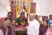 शहीद के संघर्ष और बलिदान की गाथा भावी पीढ़ियों के लिए प्रेरणा : राज्यपाल  पटेल