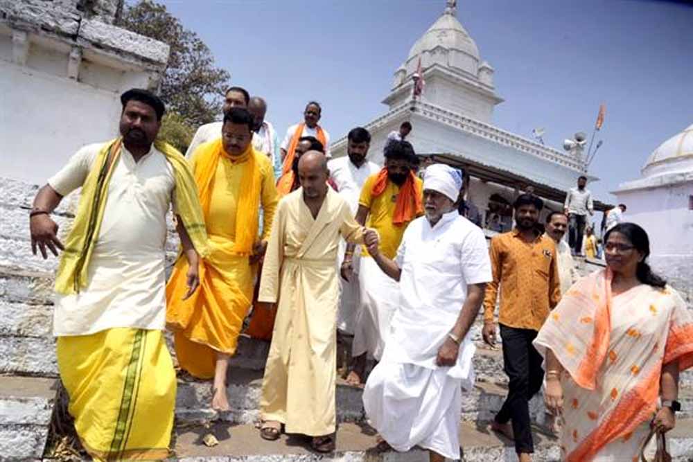 सेवा ही साधना: नर्मदा तट पर जागृत हुआ जनचेतना का दीप”