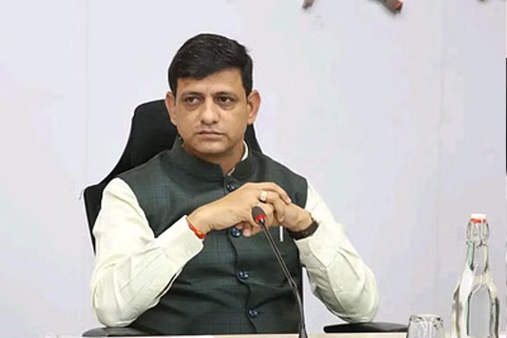 इंदौर में बेसमेंट पार्किंग खाली करवाएगी नगर निगम और पुलिस, चार जोन में होंगे ई-रिक्शा के रजिस्ट्रेशन