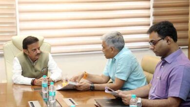 कार्यों की नियमित मॉनिटरिंग कर समयबद्ध क्रियान्वयन करें सुनिश्चित: उप मुख्यमंत्री  शुक्ल