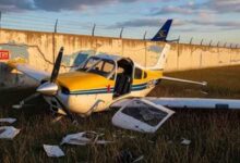 यूपी में बड़ा हादसा टला: लैंडिंग के दौरान रनवे से फिसला प्रशिक्षु विमान, ट्रेनी पायलट बाल-बाल बचीं