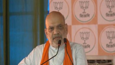 बंगाल में BJP की सरकार बनी तो घुसपैठियों पर सख्त कार्रवाई: अमित शाह बंगाल में BJP की सरकार बनी तो घुसपैठियों पर सख्त कार्रवाई: अमित शाह