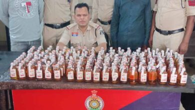 हाफा मोड़ पर सकरी पुलिस की बड़ी दबिश: 335 नग अंग्रेजी शराब के साथ दो तस्कर गिरफ्तार, 40 हजार की खेप जब्त