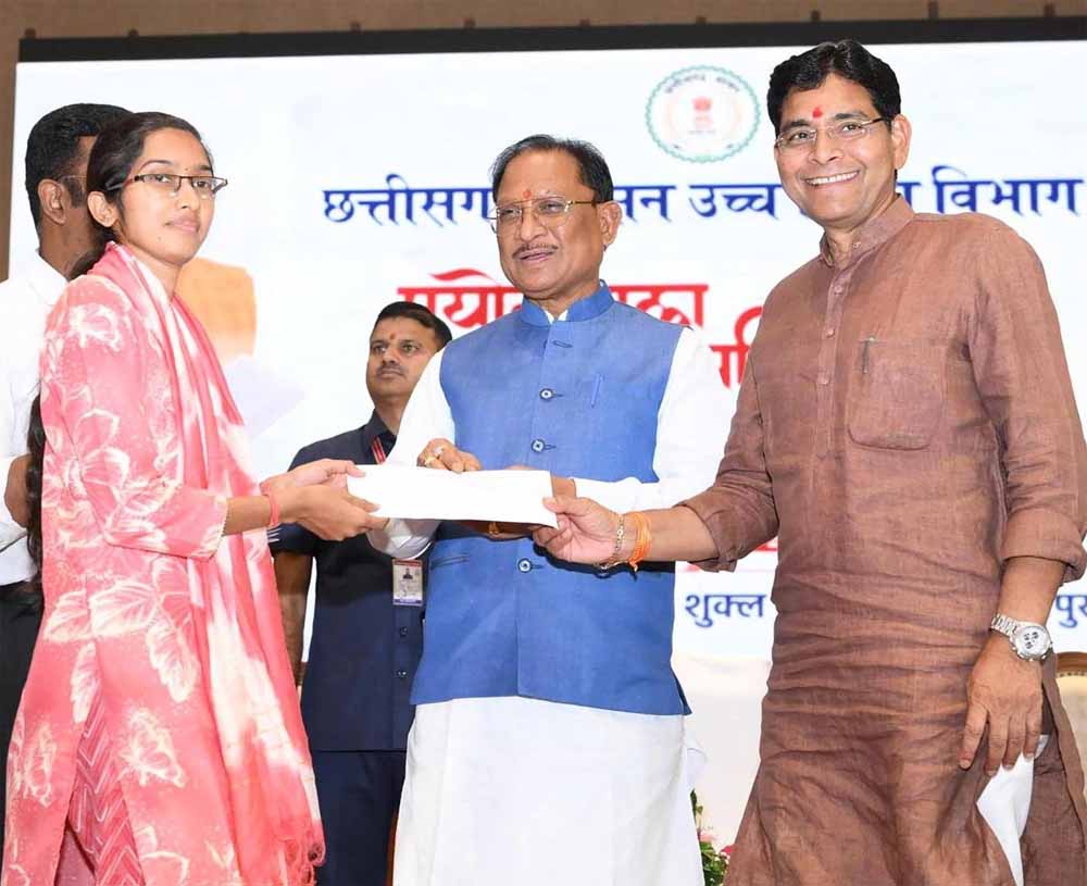 मुख्यमंत्री विष्णु देव साय बोले – युवाओं के उज्ज्वल भविष्य के लिए सरकार पूर्णतः प्रतिबद्ध