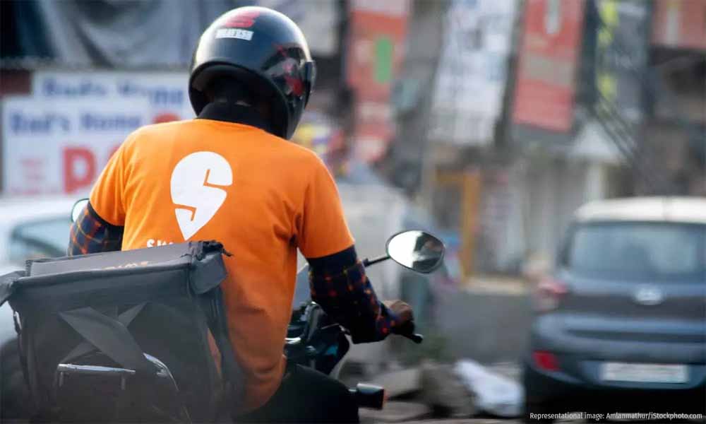 रायपुर में गिग श्रमिकों के सामाजिक सुरक्षा एवं विधिक प्रावधानों पर संगोष्ठी का आयोजन रायपुर में गिग श्रमिकों के सामाजिक सुरक्षा एवं विधिक प्रावधानों पर संगोष्ठी का आयोजन