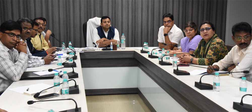 न्यू एज मीडिया में दक्ष बनें जनसंपर्क अधिकारी : आयुक्त रजत बंसल