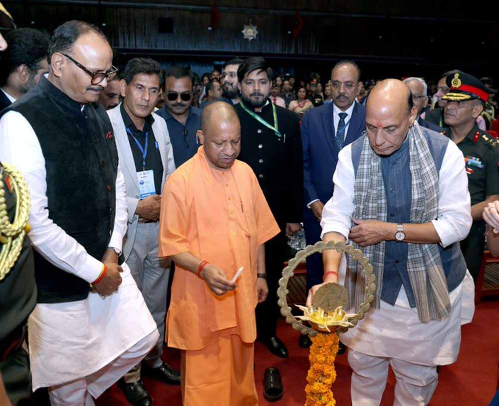 टाइम्स सम्मान-2026 में रक्षा मंत्री राजनाथ सिंह के साथ सम्मिलित हुए मुख्यमंत्री योगी आदित्यनाथ