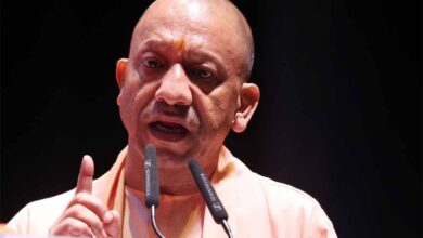 अब खेला नहीं, विकास होगा—बंगाल पर योगी आदित्यनाथ का तीखा हमला अब खेला नहीं, विकास होगा—बंगाल पर योगी आदित्यनाथ का तीखा हमला