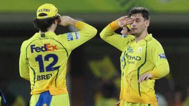 CSK vs MI: गायकवाड़ का जलवा, चेन्नई ने मुंबई को 8 विकेट से रौंदा CSK vs MI: गायकवाड़ का जलवा, चेन्नई ने मुंबई को 8 विकेट से रौंदा