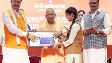पहले अंधेरा था, अब घर में उजाला, श्रमिकों ने गिनाईं सरकार से मिली सहूलियतें