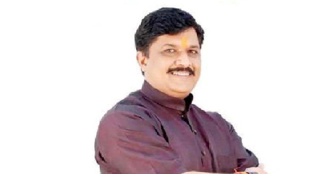 नियुक्ति रद्द होते ही बदले KP यादव के तेवर, 500 गाड़ियों का रोड शो रद्द कर बोले- अब एक गाड़ी से जाऊंगा गुना नियुक्ति रद्द होते ही बदले KP यादव के तेवर, 500 गाड़ियों का रोड शो रद्द कर बोले- अब एक गाड़ी से जाऊंगा गुना