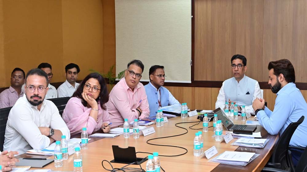भारत सरकार के भूमि संसाधन सचिव ने छत्तीसगढ़ के मुख्य सचिव से की सौजन्य भेंट