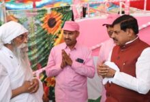 गुरुदेव के आशीर्वाद से ही सनातन और सत्य मार्ग का अनुसरण करने की प्रेरणा मिलती है : मुख्यमंत्री डॉ. यादव