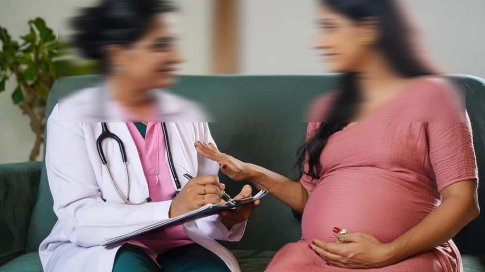 भोपाल में हर तीसरी प्रेग्नेंसी हाईरिस्क, कम उम्र में गर्भधारण बना बड़ी चिंता भोपाल में हर तीसरी प्रेग्नेंसी हाईरिस्क, कम उम्र में गर्भधारण बना बड़ी चिंता