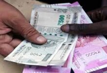 गोरखपुर थाने में रिश्वतखोरी का वीडियो वायरल, पासपोर्ट सत्यापन के नाम पर वसूली का आरोप