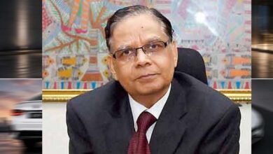 100 सिर्फ एक नंबर’, रुपये की गिरावट पर अरविंद पनगढ़िया का बड़ा बयान